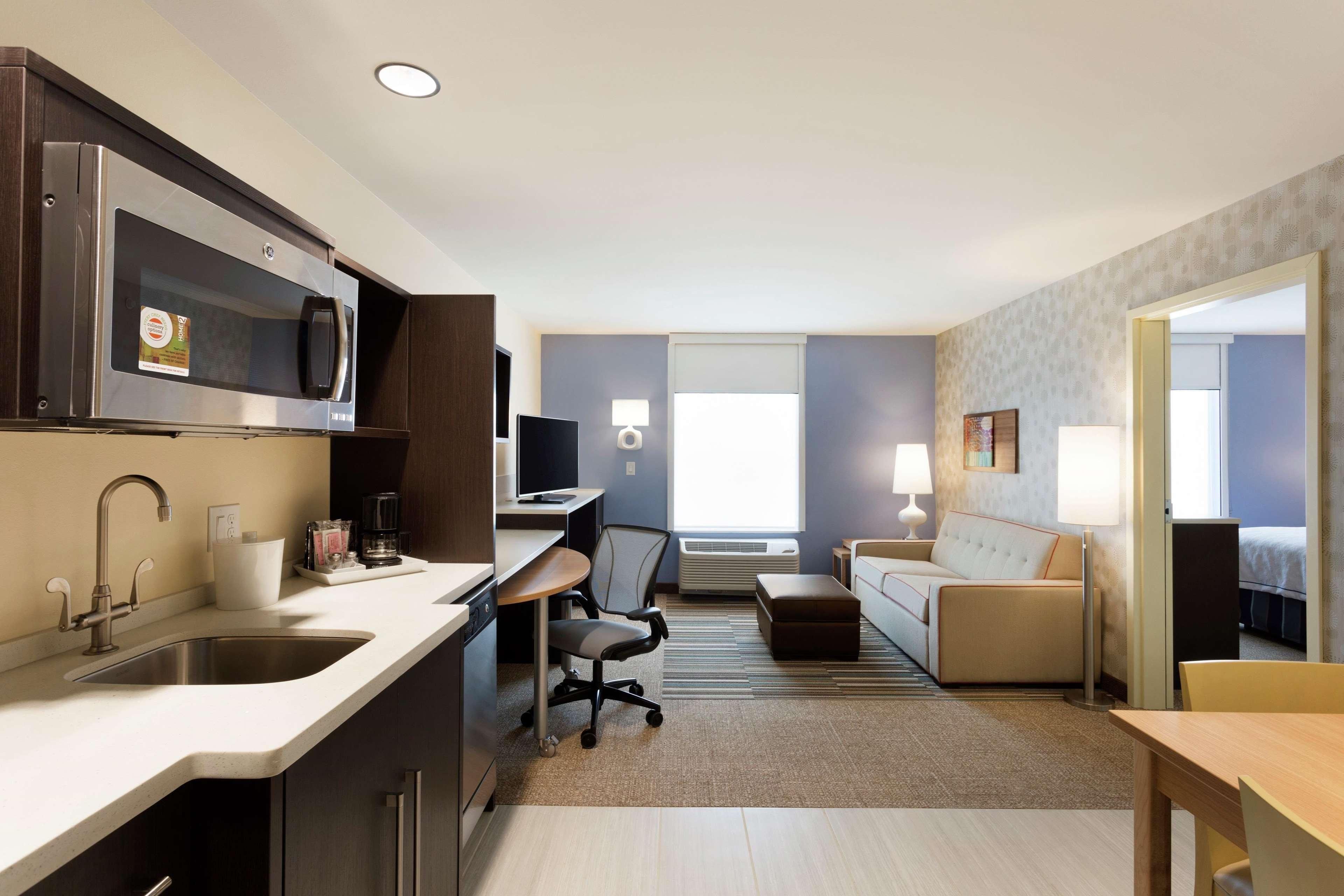 Home2 Suites By Hilton Midland Exterior foto